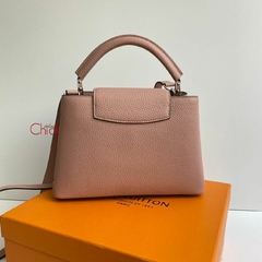 BOLSA CAPUCINES BB ROSÉ ITALIANA - Bolsas Chick