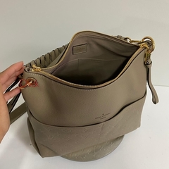 BOLSA HOBO BEGE ITALIANA - loja online