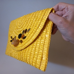 Clutch Envelope Amarelo na internet