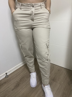 CALÇA JOGGER AREIA na internet