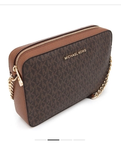 Bolsa Michael Kors Jet Set Marrom Monogramada - Michael Kors - comprar online