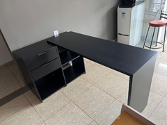 MESA DE ESCRITÓRIO EM L 2 GAVETAS 3 NICHOS OFFICE NT 2060 NOTÁVEL MÓVEIS - Hamil móveis