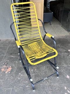 CADEIRA DE ÁREA BALANÇO COM MOLA AMARELO BRASIL SK CÓD.005161