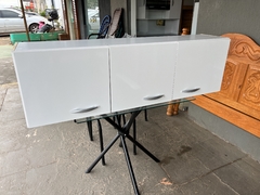 ARMÁRIO AÉREO DE COZINHA COMPACTA 3 PORTAS 120CM 843.33 POQUEMA MÓVEIS BRANCO - comprar online