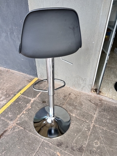 BANQUETA BEST EAMES BS20 PRETA