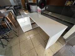 MESA DE ESCRITÓRIO ESCRIVANINHA EM L NOTAVEL N° 2060 REF 127 COM TAMPO GIRATÓRIO E 2 GAVETAS BRANCO NEW/BRANCO - Hamil móveis