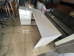 MESA DE ESCRITÓRIO ESCRIVANINHA EM L NOTAVEL N° 2060 REF 127 COM TAMPO GIRATÓRIO E 2 GAVETAS BRANCO NEW/BRANCO