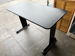 MESA P/ ESCRITÓRIO 121X61 PANDIN MAXXI - PRETO MX120 - comprar online