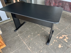 MESA P/ ESCRITÓRIO 121X61 PANDIN MAXXI - PRETO MX120 - Hamil móveis