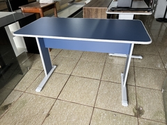 MESA P/ ESCRITÓRIO 121X61 PANDIN MAXXI - AZUL MX120 na internet