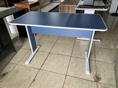 MESA P/ ESCRITÓRIO 121X61 PANDIN MAXXI - AZUL MX120 - comprar online