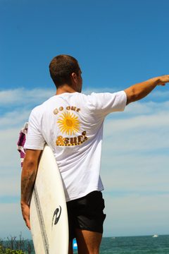 T-Shirt - "Go Surf"