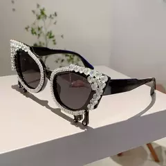 Óculos de Sol Gatinho com Strass - Bold Kitty Frames