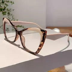 Óculos de Grau Feminino Eye Glam - Design Olho de Gato em Cores Fashion e Exclusivas - comprar online