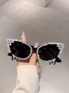 Óculos de Sol Gatinho com Strass - Bold Kitty Frames na internet