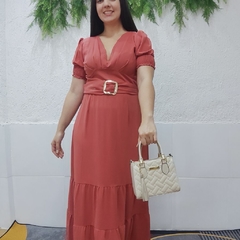 Vestido longo em alfaiataria Carol na internet