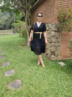 Vestido Thais midi plissado