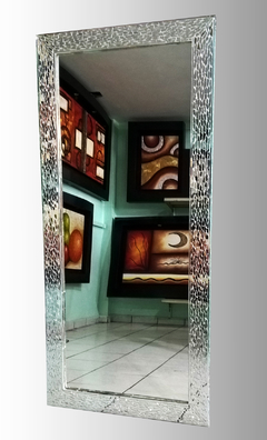 Espejo Decorativo Con Marco De Vitral 135x64cms