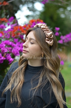 Diadema Ancha Oro Beige