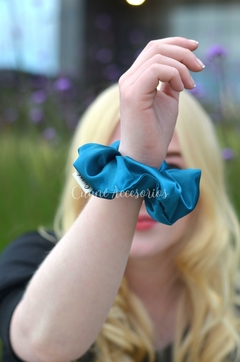 Scrunchie Azul Petróleo - comprar online