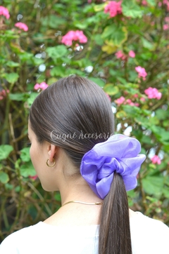 Scrunchie Organza Morado