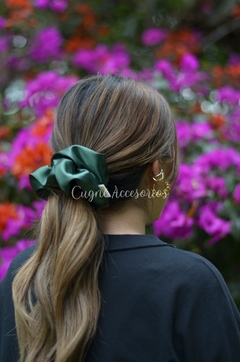 Scrunchie Verde Oliva en internet