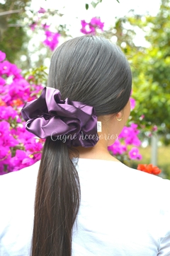 Scrunchie Morado en internet