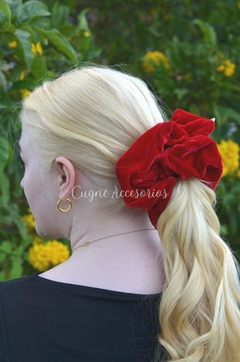 Scrunchie Terciopelo Rojo en internet