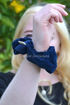 Scrunchie Terciopelo Azul Oscuro