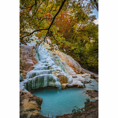 Cachoeira na Toscana, Itália