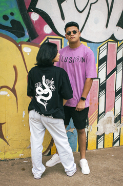 Camiseta 32z Oversized Unissex - ILUSION - loja online