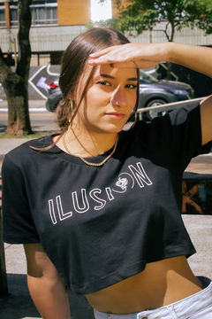 Cropped 32z - ILUSION - 32z