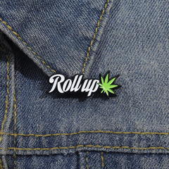 Pins Broche Alfinete Roll Up Weed - comprar online