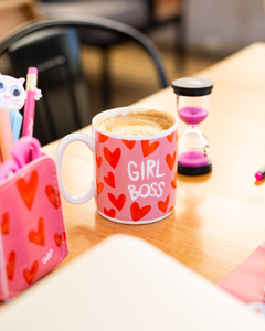 CANECA GIRL BOSS COM COADOR - comprar online