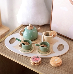 Set de té de madera en internet