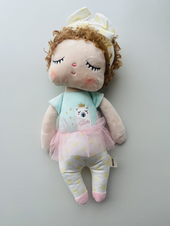 Muñeca de peluche CURLY HAIR