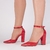 Sapato scarpin verniz vermelho com fivela de ajuste e salto de 9 cm da marca Torricella.