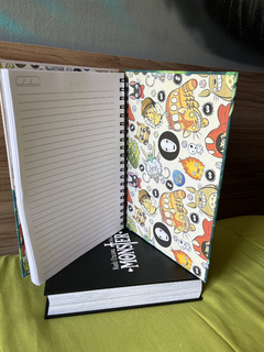 Caderno Argolado Universitário Meu Amigo Totoro - 100 folhas na internet