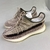 Yeezy Boost 350 V2 - Cinza Earth