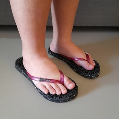 CHINELO TERAPÊUTICO FEMININO SOLI PRETO E PINK