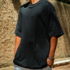 BÁSICO PRETO OVERSIZED PREMIUM - comprar online