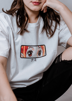 Camiseta Nami na internet