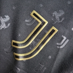 Imagem do Juventus - 22/23 - Edição Especial Versace