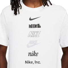 Camiseta Nike Logos Branca na internet