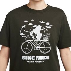 Camiseta Nike Earth Day Verde na internet