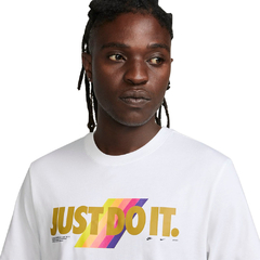 Camiseta Nike Just do It Color Branca na internet