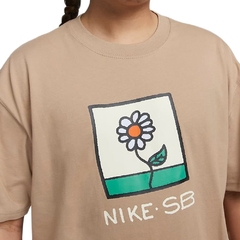 Camiseta Nike SB Flowers Bege na internet