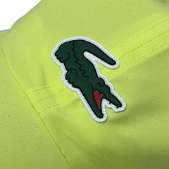 Boné Lacoste Contraste Amarelo - comprar online