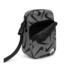 Shoulder Bag Nike Letreiro Swoosh na internet