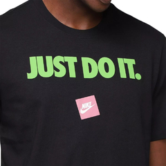 Camiseta Nike Just do It Preta e Verde na internet